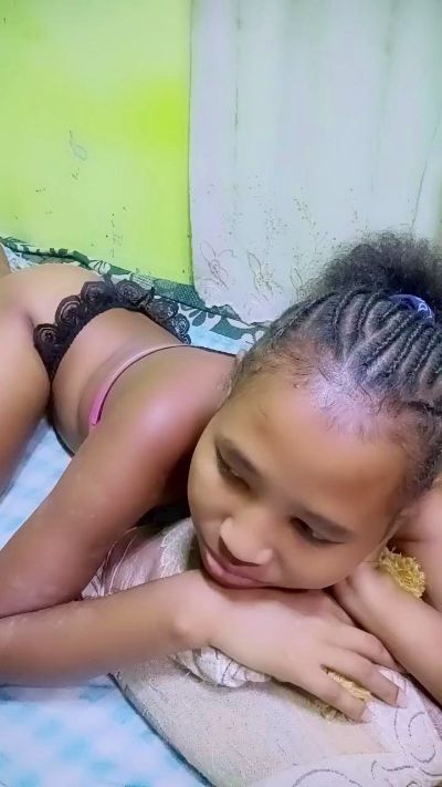 valeria7 live cam on Cam4