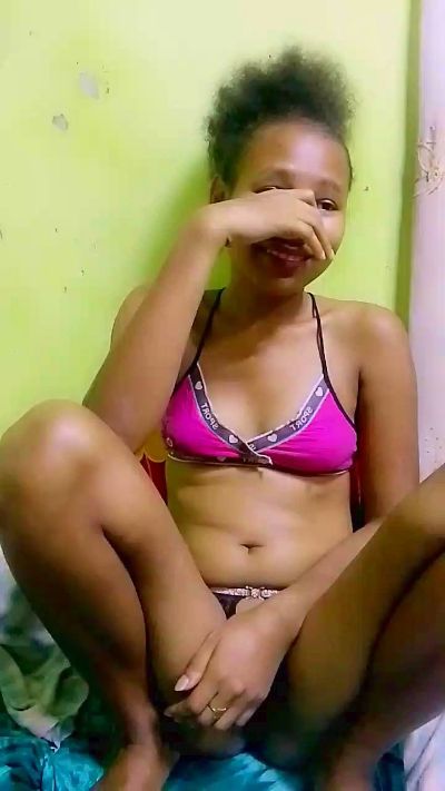 valeria7 live cam on Cam4