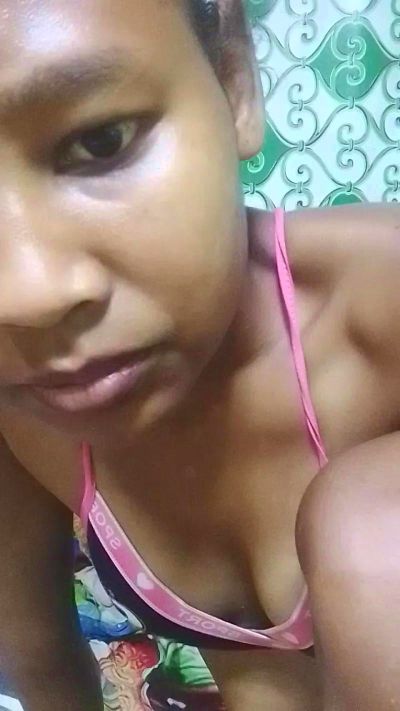 valeria7 live cam on Cam4
