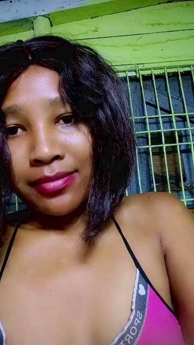 valeria7 live cam on Cam4