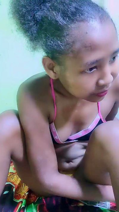 valeria7 live cam on Cam4