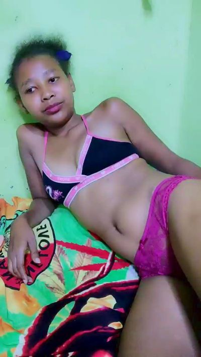 valeria7 live cam on Cam4