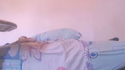 valeria_hot22 live cam on Cam4