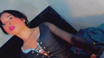 valeriagirlsts live cam on Cam4