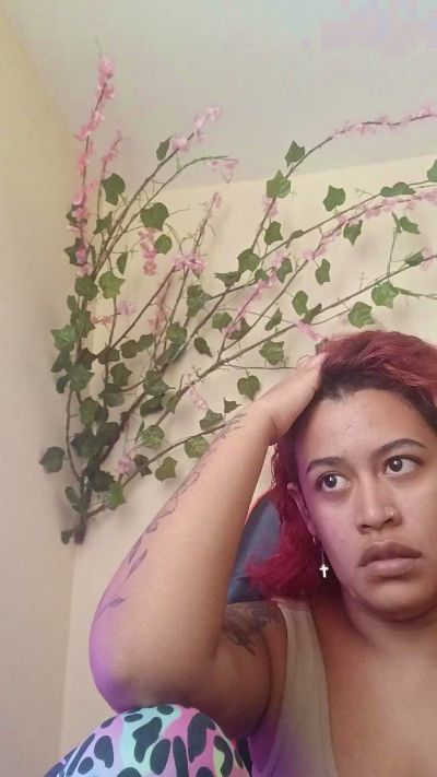 valeriaherrera5 live cam on Cam4