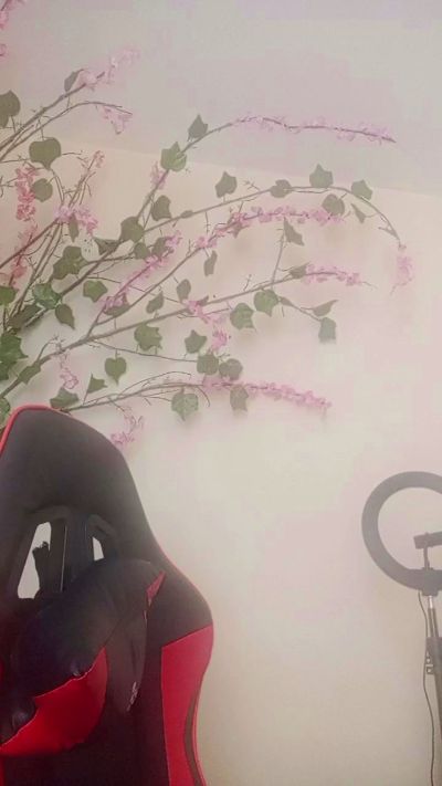 valeriaherrera5 live cam on Cam4