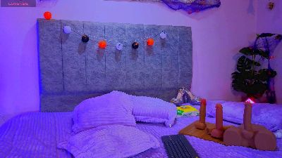 valerie_horny_ live cam on Cam4