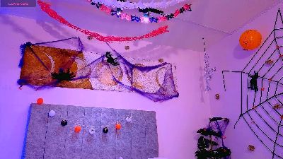 valerie_horny_ live cam on Cam4