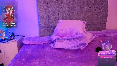 valerie_horny_ live cam on Cam4