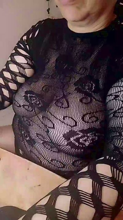 valerillis live cam on Cam4
