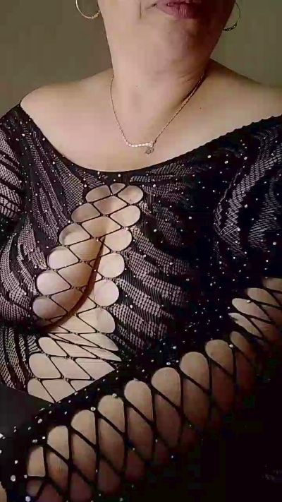valerillis live cam on Cam4