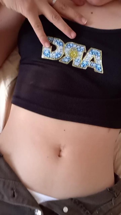 valery2027 live cam on Cam4