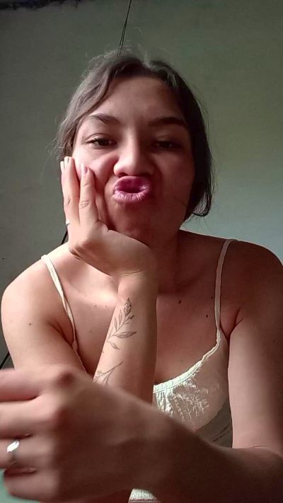 valery2027 live cam on Cam4