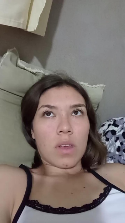 valery2027 live cam on Cam4