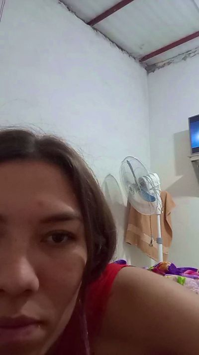 valery2027 live cam on Cam4