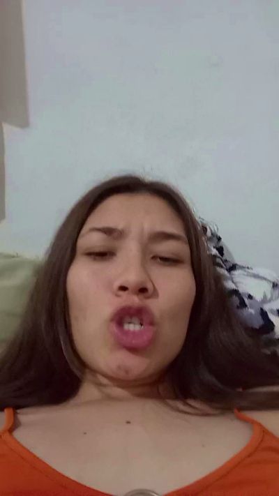 valery2027 live cam on Cam4