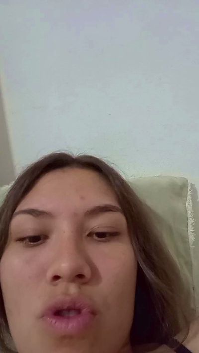 valery2027 live cam on Cam4