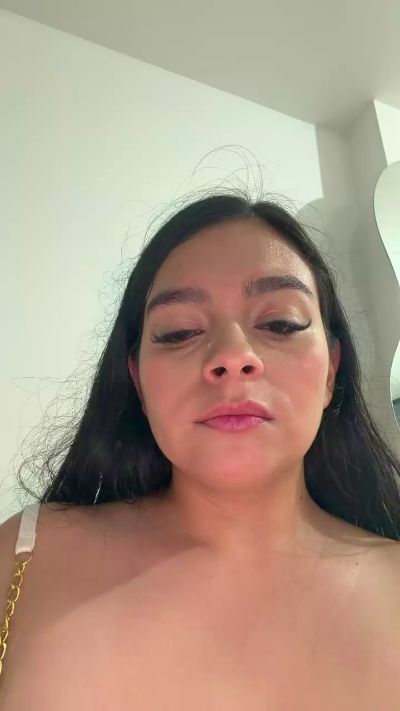 valery220 live cam on Cam4