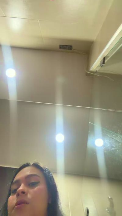 valery220_xxx live cam on Cam4