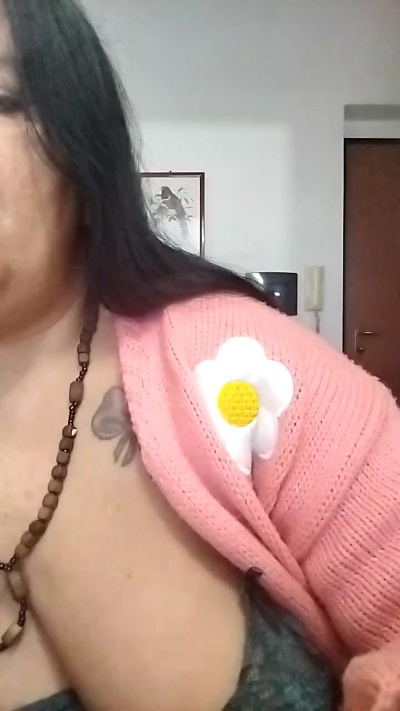 valery882 live cam on Cam4
