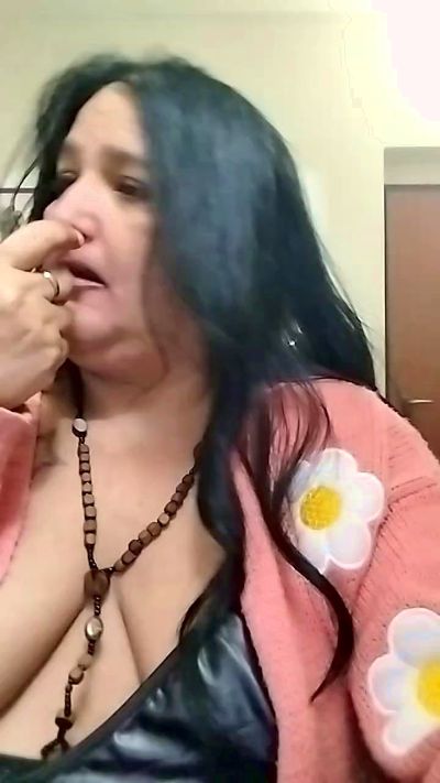 valery882 live cam on Cam4