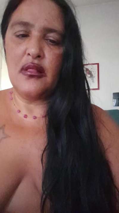 valery882 live cam on Cam4