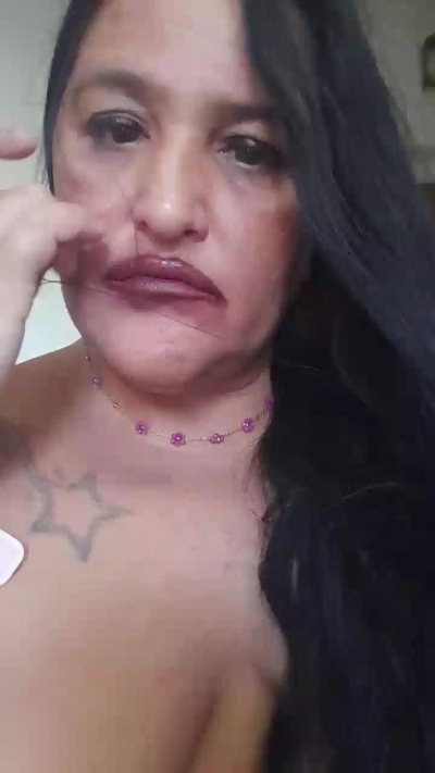 valery882 live cam on Cam4