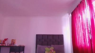 valery_meer1_ live cam on Cam4