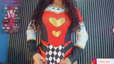 valkaa_teen live cam on Cam4