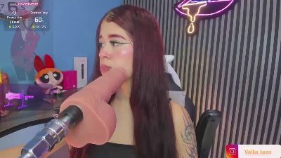 valkaa_teen live cam on Cam4