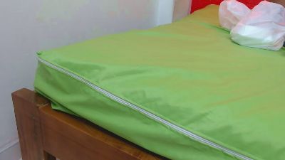 vanesalatina18 live cam on Cam4