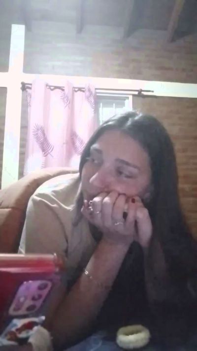 vanessa639 live cam on Cam4