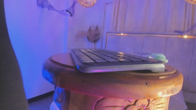 vanessa_belmont live cam on Cam4