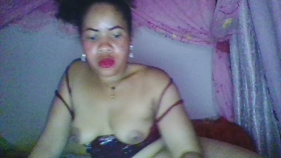 vannyah5 live female webcam from Madagascar