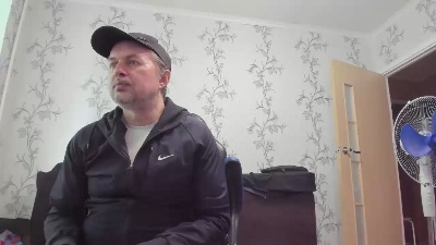 vano822 live cam on Cam4