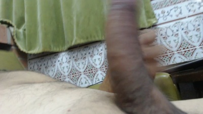 varoniberico4 live cam on Cam4