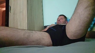 varun32xxx live cam on Cam4