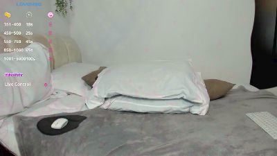 vayolet__ live cam on Cam4