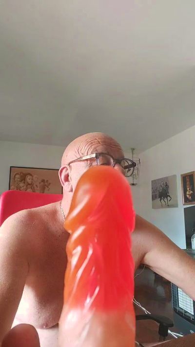 vecchioporco7 live cam on Cam4