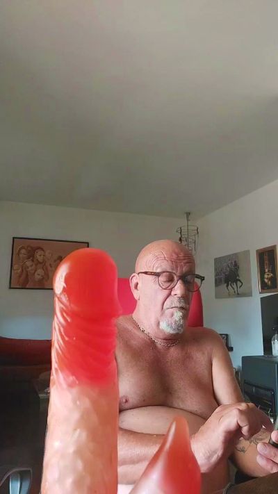 vecchioporco7 live cam on Cam4