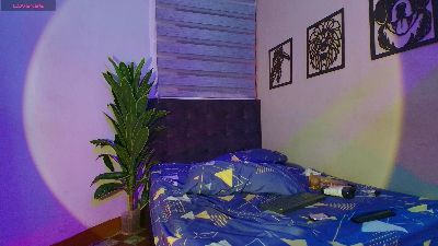 velory_fire live cam on Cam4