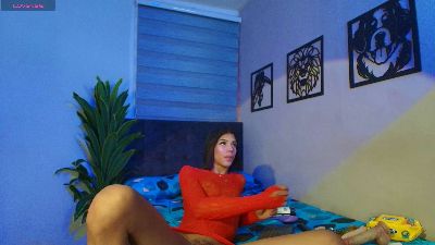 velory_fire live cam on Cam4