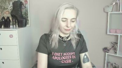 velvetanne live cam on Cam4