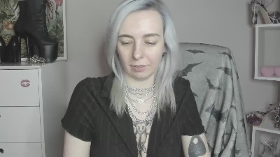velvetanne live cam on Cam4