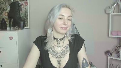 velvetanne live cam on Cam4