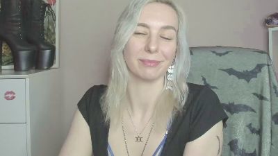 velvetanne live cam on Cam4