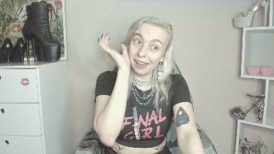 velvetanne live cam on Cam4