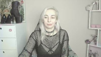 velvetanne live cam on Cam4