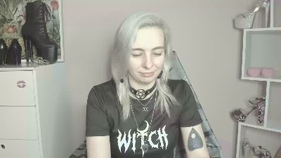 velvetanne live cam on Cam4