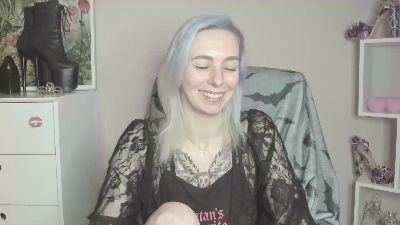 velvetanne live cam on Cam4